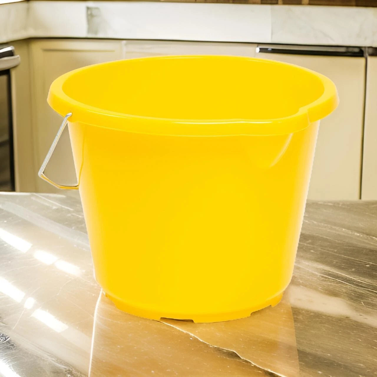 8L Plastic Yellow Bucket Heavy Duty Builders Water Storage Strong Metal Handle