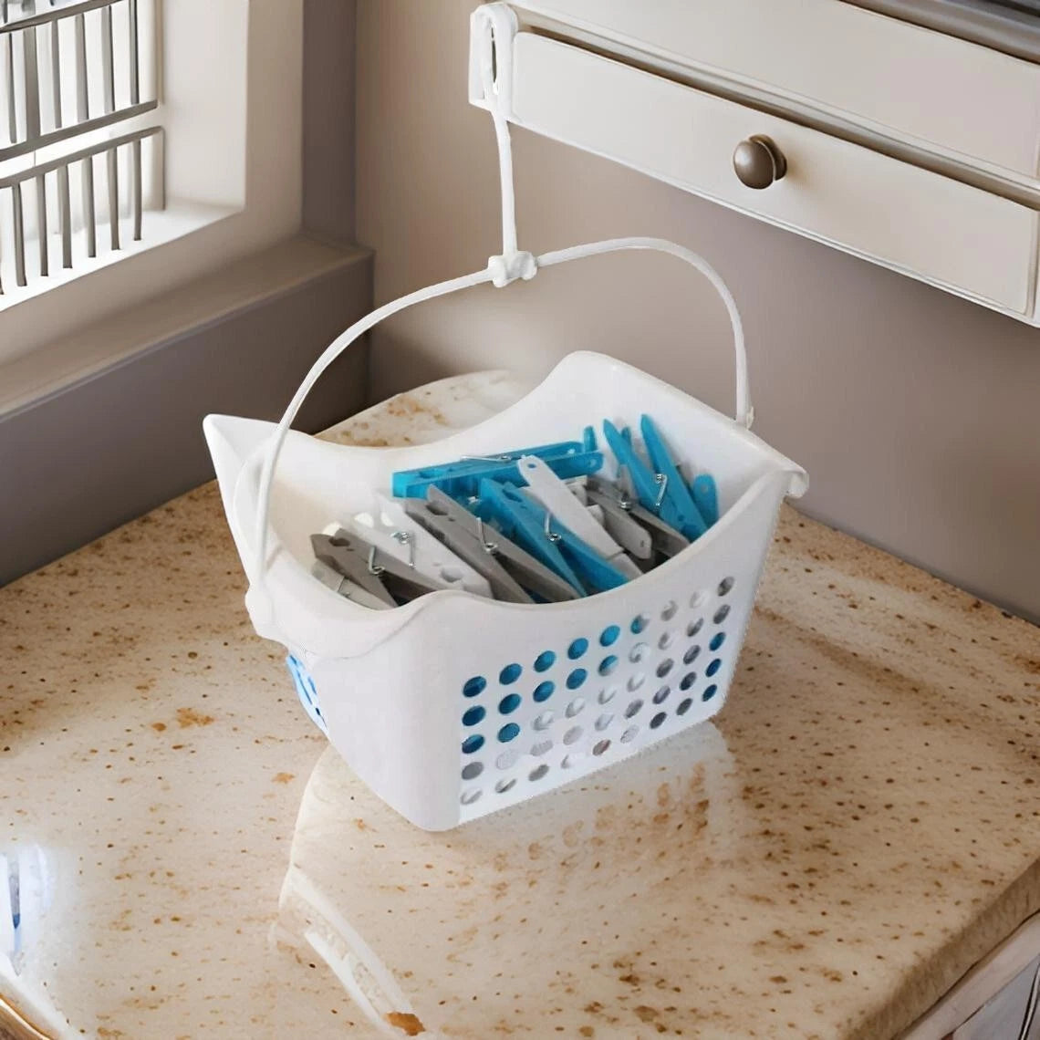 Plastic Peg Basket 50 Pegs Clothes Garment Laundry Washing Line Hanging Hook