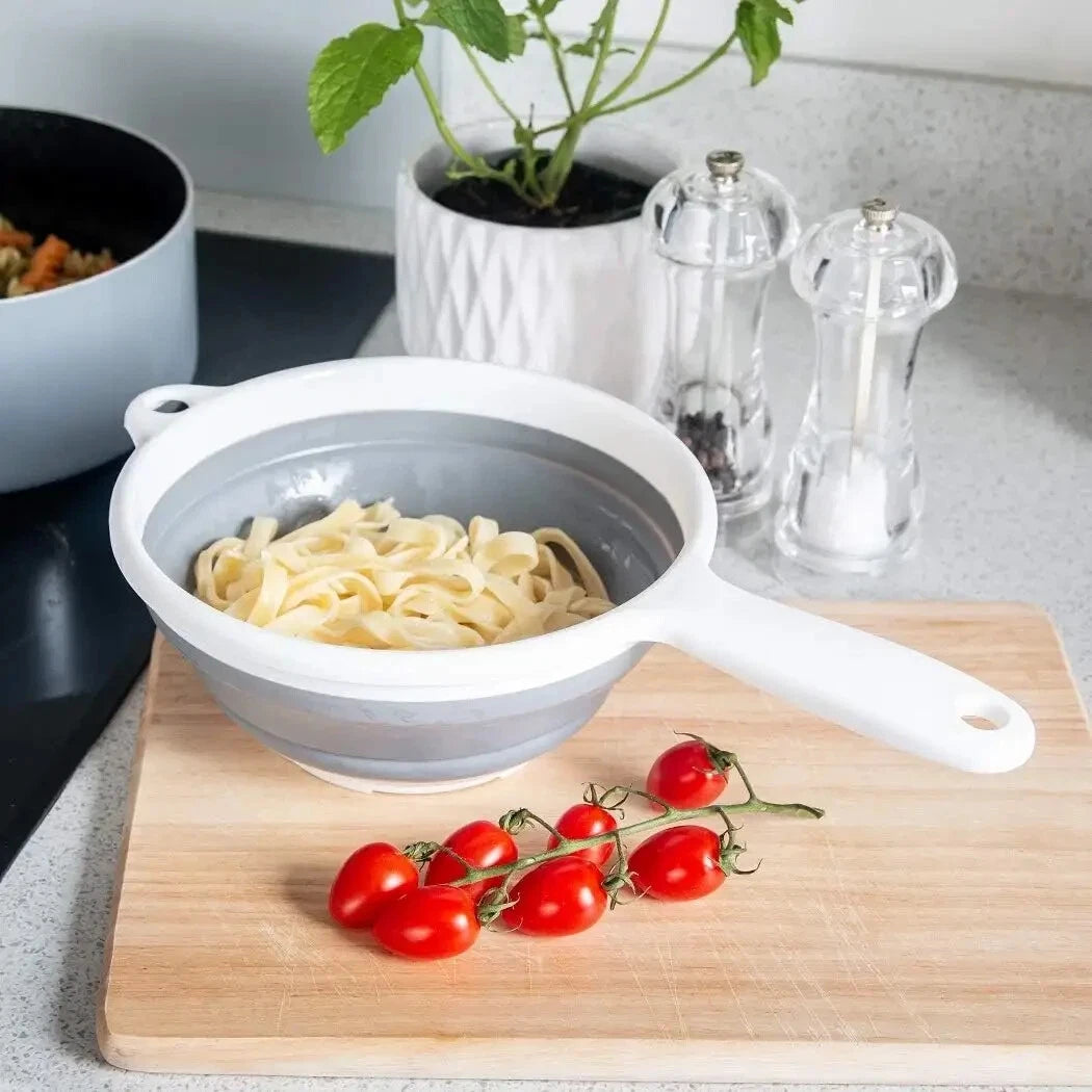 22cm Collapsible Plastic Colander – Foldable Vegetable Strainer, Salad Sieve & Kitchen Food Drainer