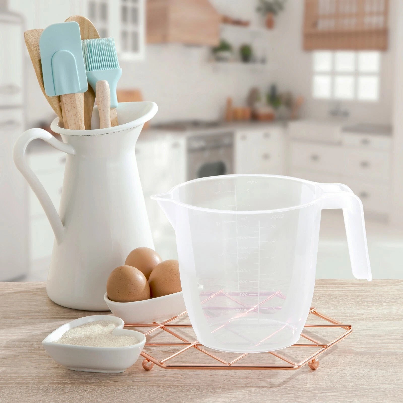 Plastic Measuring Jug 2L Clear Kitchen Utensil Baking Cooking Stackable UK Made