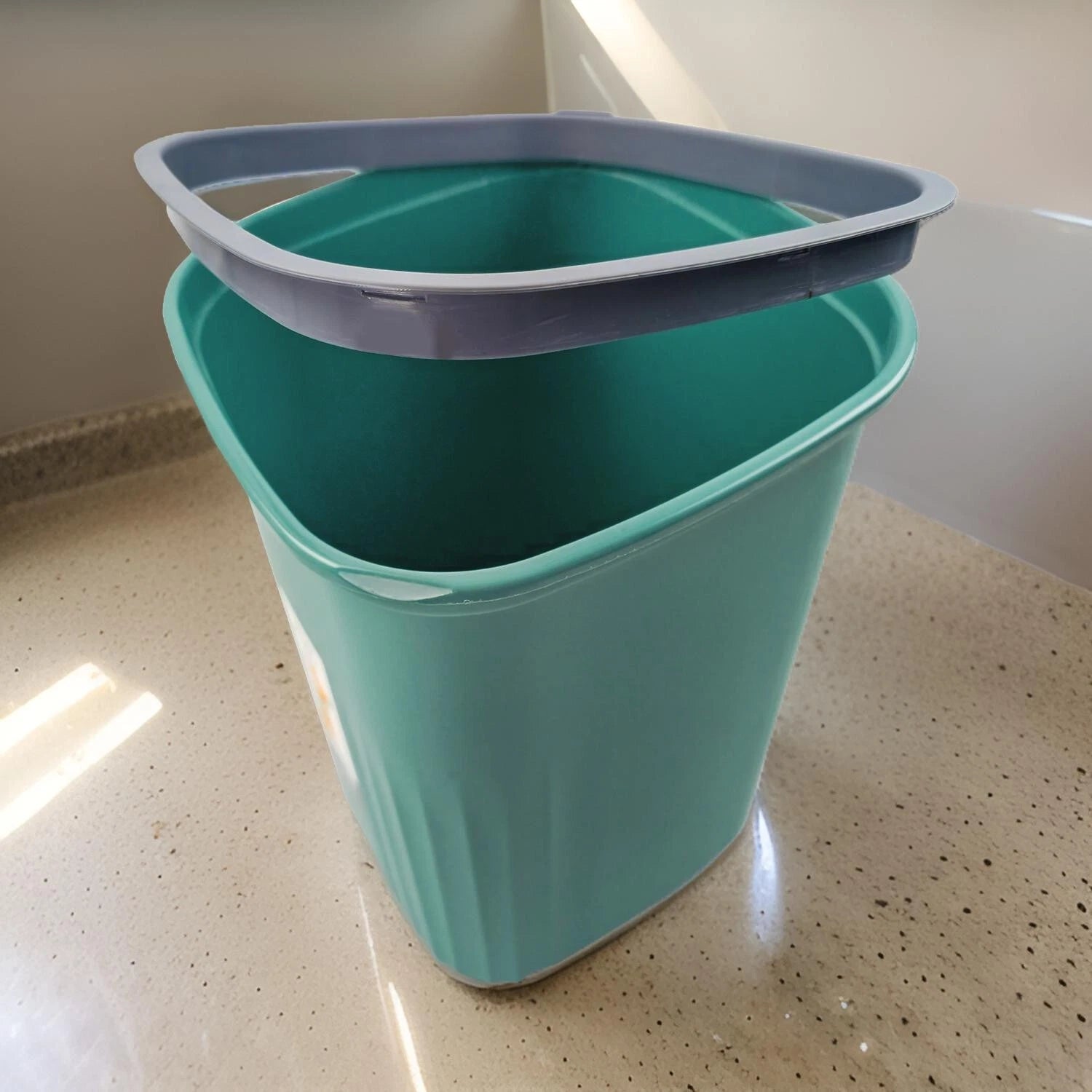 7L Plastic Waste Paper Bin – Square Dustbin for Kitchen, Office & Bathroom