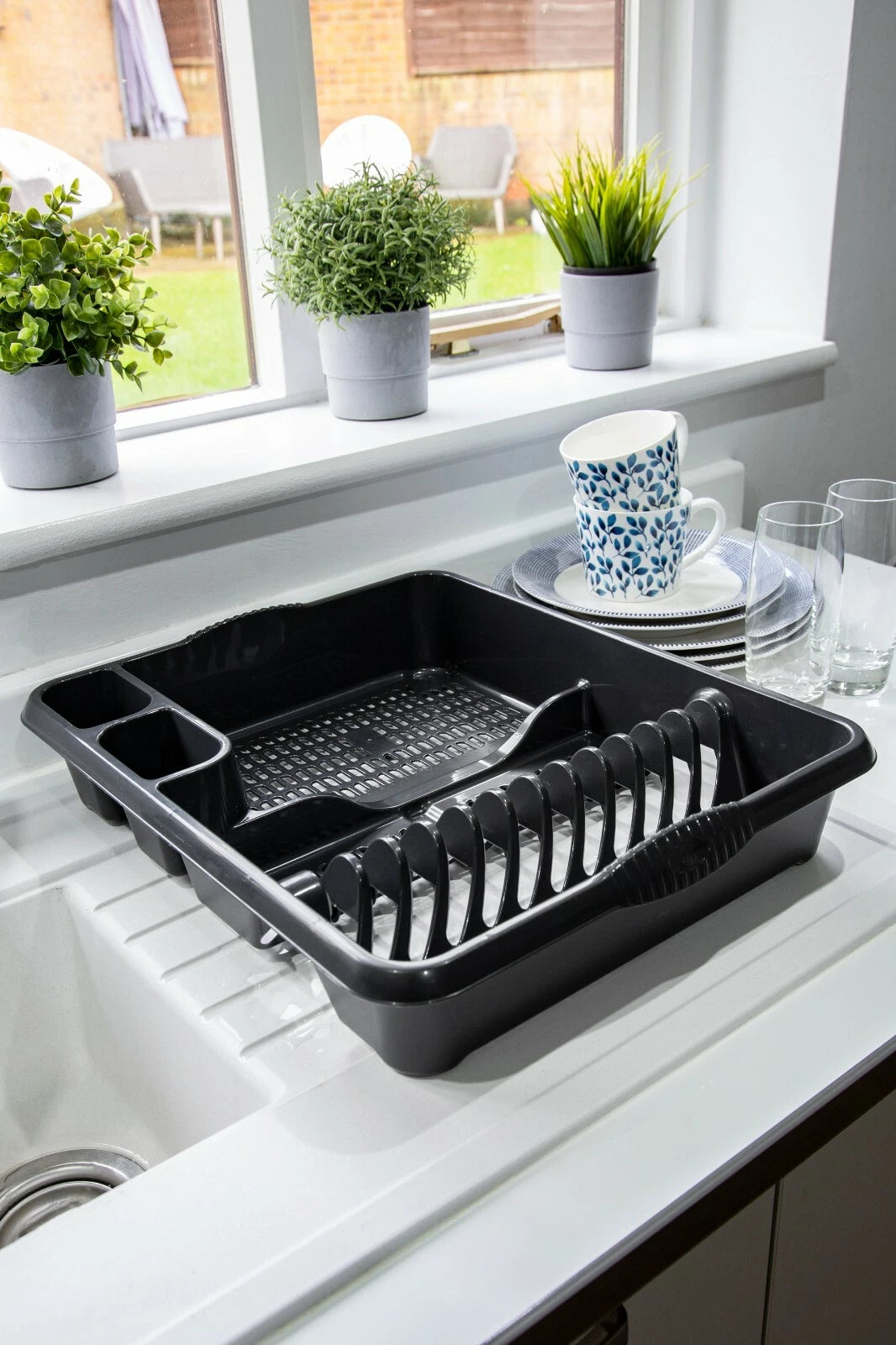 Large Plastic Kitchen Plate Dish Drainer Rack Draining Board Cutlery Holder UK