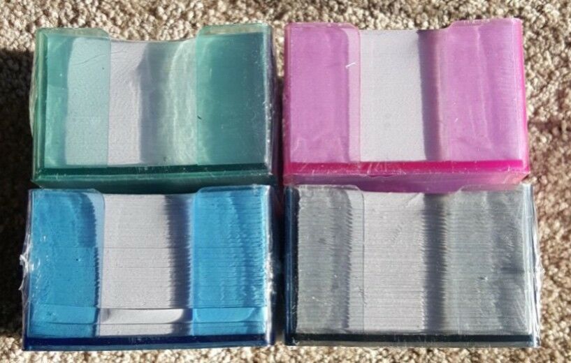 2 x 400 Sheet Memo Block Paper Set with Plastic Cube Holder – Office Note Paper Jotter Pad for Messages, Reminders & Desk Organisation
