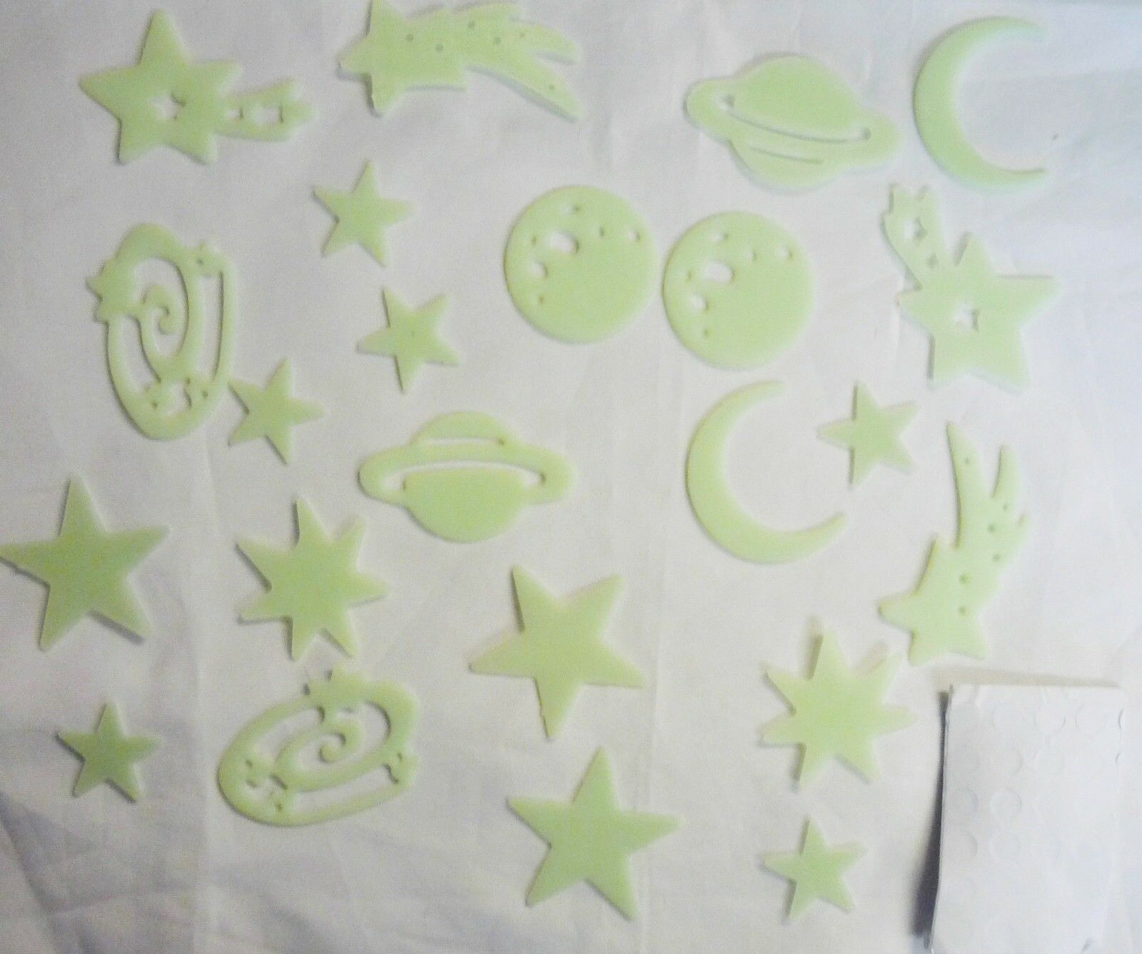 24 Piece Glow in the Dark Moon & Stars Wall Stickers – Kids Nursery Bedroom Ceiling Decor